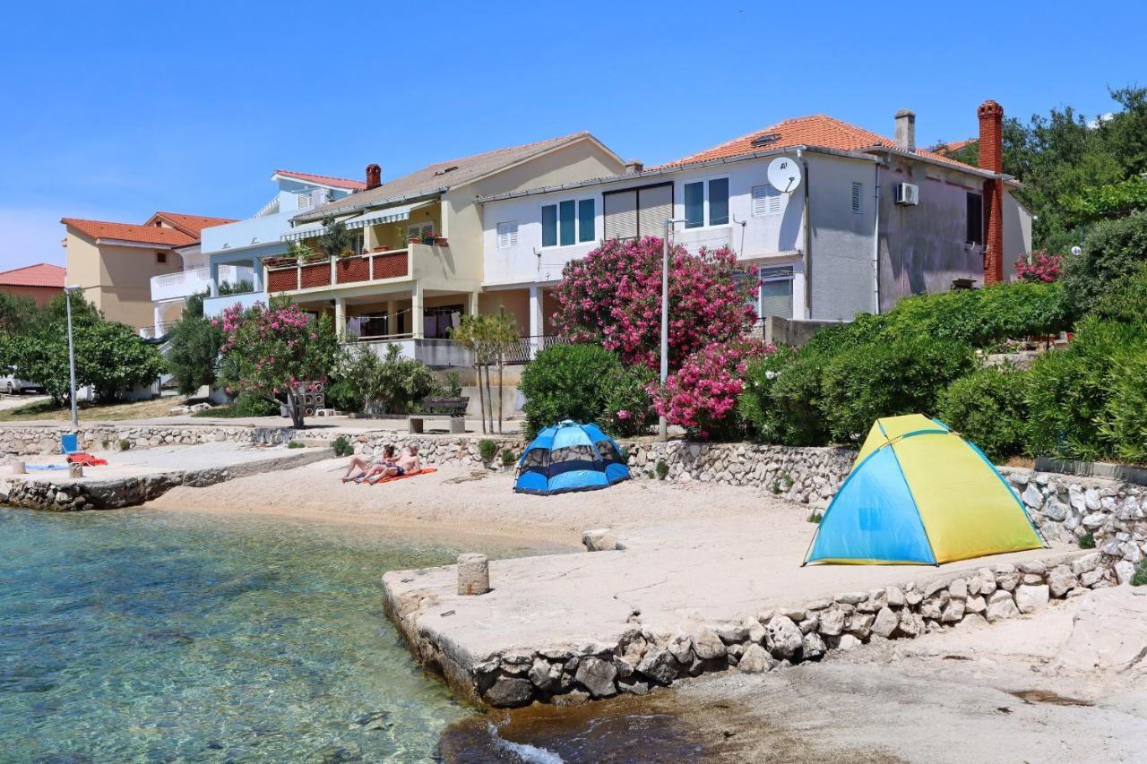 Apartments With A Parking Space Mandre, Pag - 16836 Dış mekan fotoğraf