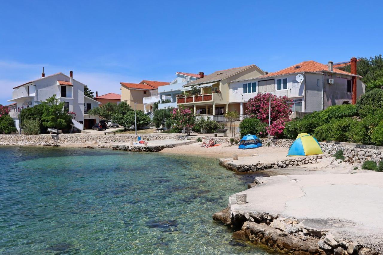 Apartments With A Parking Space Mandre, Pag - 16836 Dış mekan fotoğraf